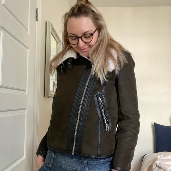 Sherpa Motocycle Jacket - Picture 6 of 7